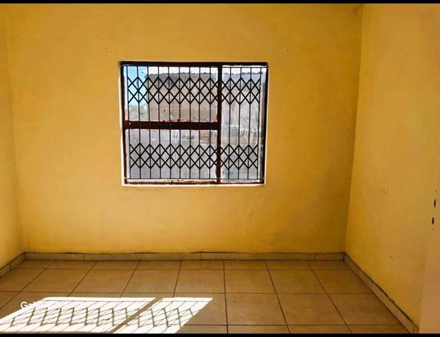 3 BEDROOM HOUSE FOR SALE IN MANKWENG